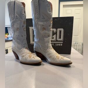 Dingo White and Gold Embroidered Western Boots